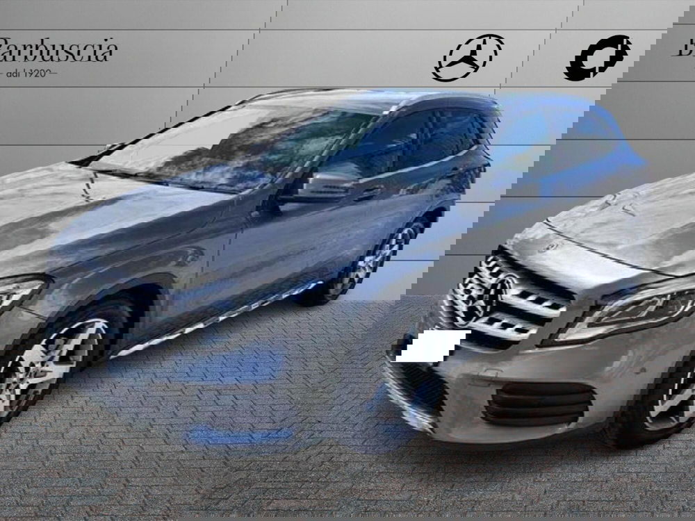 Mercedes-Benz GLA SUV usata a Pescara