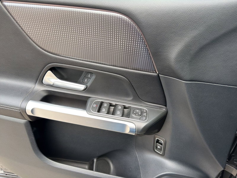 Mercedes-Benz GLB usata a Cosenza (12)