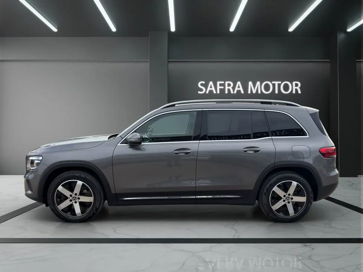 Mercedes-Benz GLB usata a Cosenza (3)