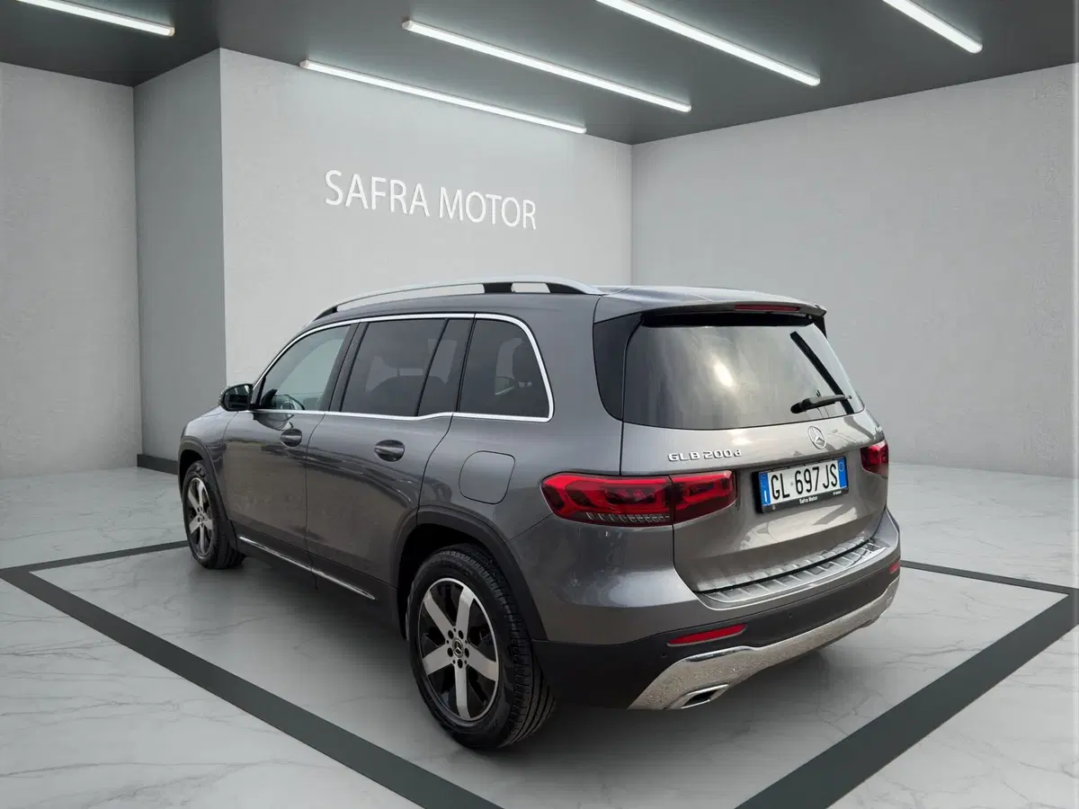 Mercedes-Benz GLB usata a Cosenza (4)