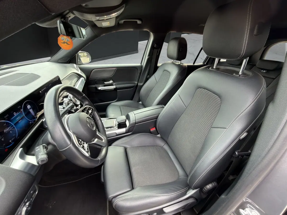 Mercedes-Benz GLB usata a Cosenza (9)