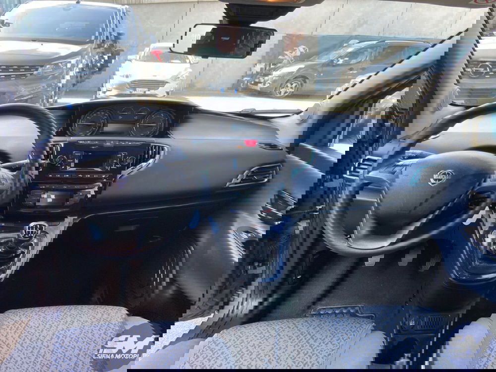 Lancia Ypsilon usata a Firenze (13)