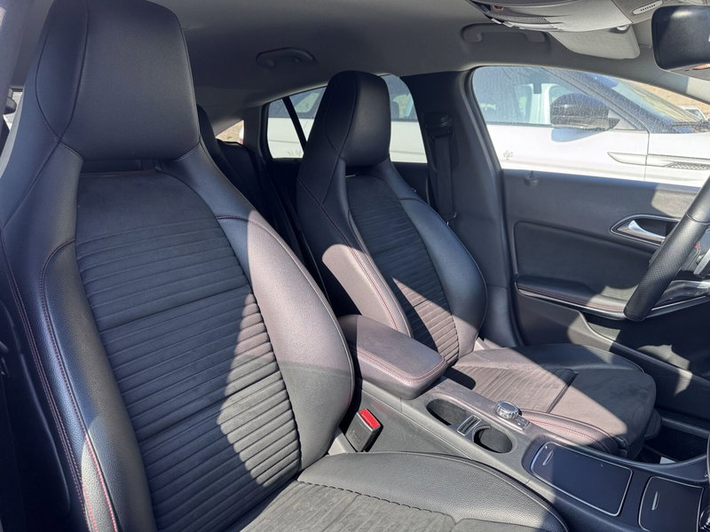 Mercedes-Benz CLA Shooting Brake usata a Messina (8)