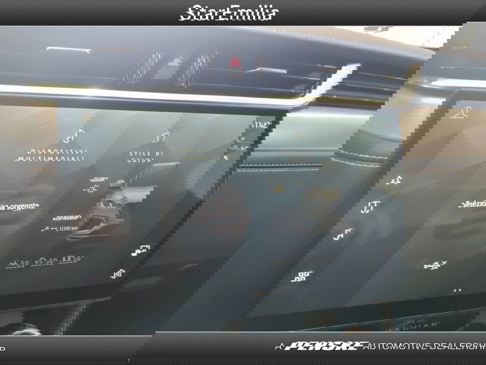 Jaguar F-Pace usata a Ferrara (12)