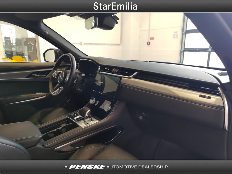 Jaguar F-Pace usata a Ferrara (16)