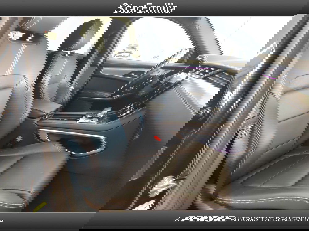 Jaguar F-Pace usata a Ferrara (17)