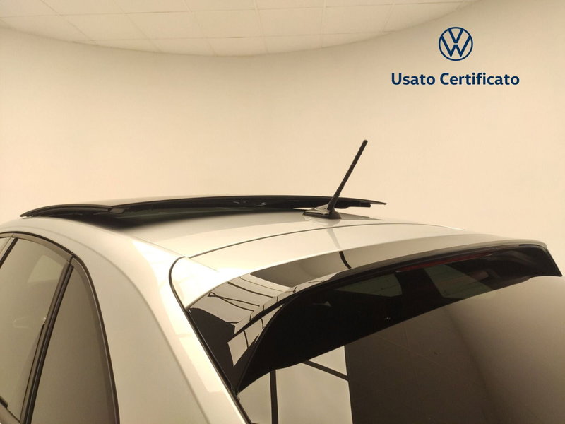 Volkswagen Taigo usata a Avellino (13)