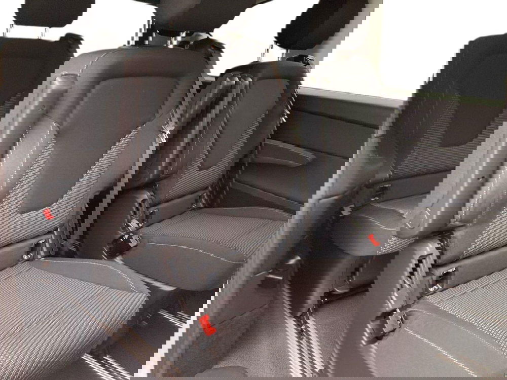 Mercedes-Benz Classe V usata a Milano (16)