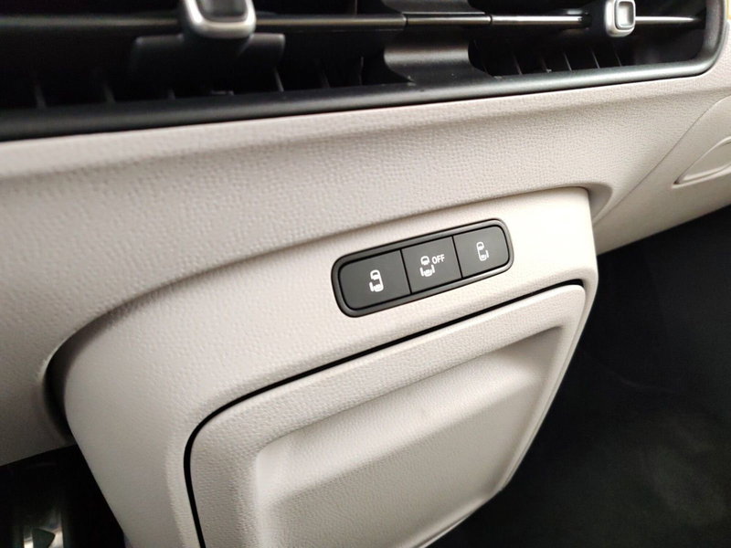 Volkswagen ID.Buzz usata a Massa-Carrara (14)