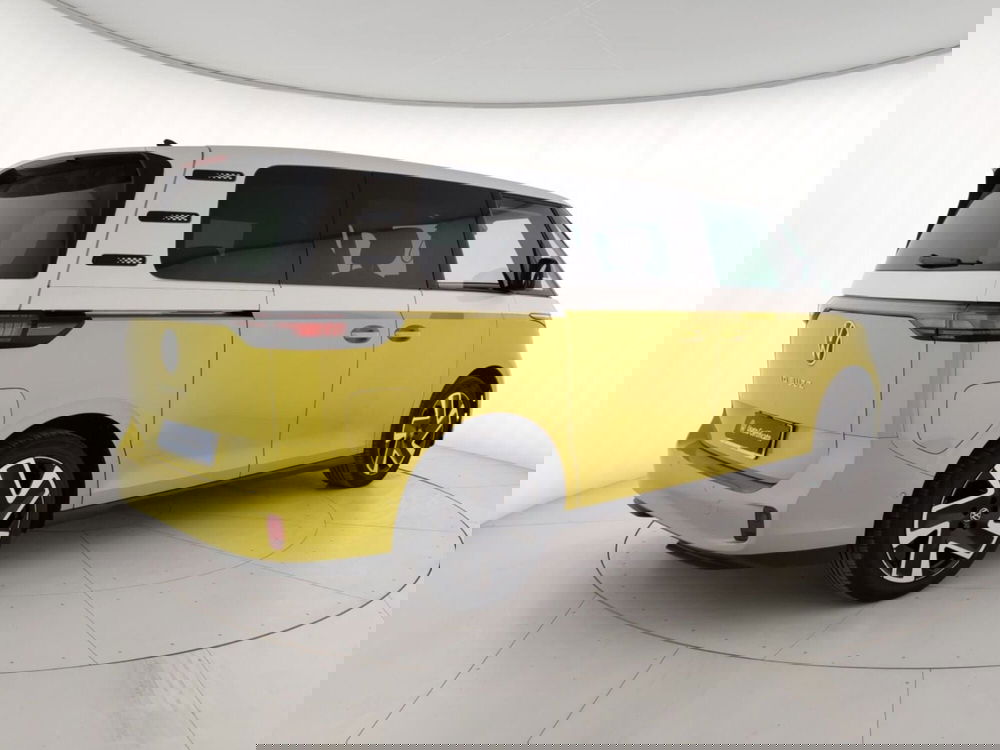 Volkswagen ID.Buzz usata a Massa-Carrara (3)