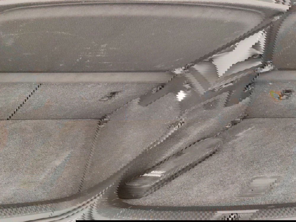 Volkswagen Polo usata a Massa-Carrara (15)