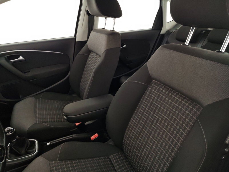 Volkswagen Polo usata a Massa-Carrara (8)