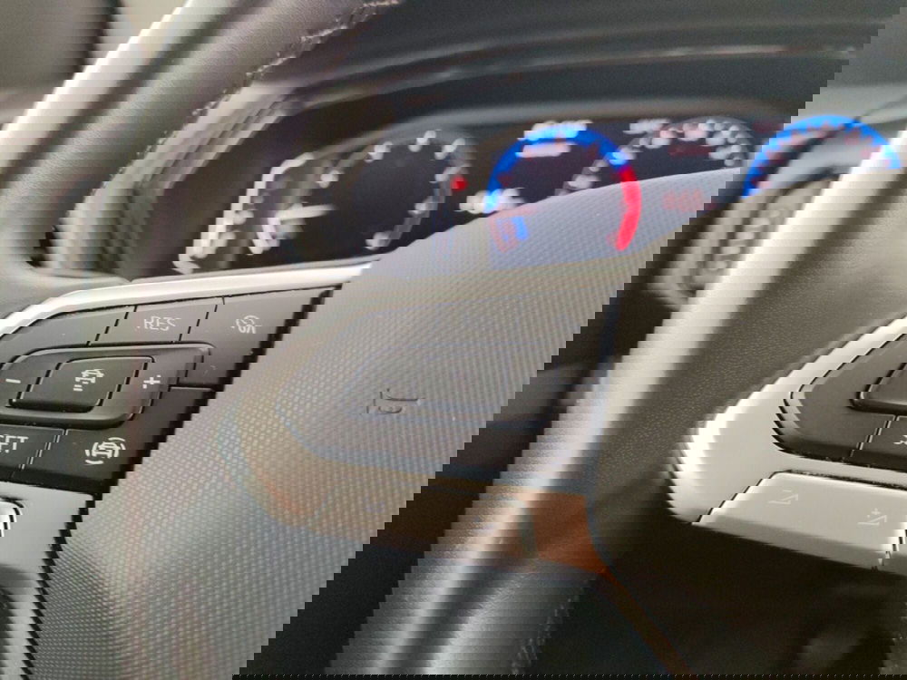 Volkswagen T-Cross usata a Massa-Carrara (13)