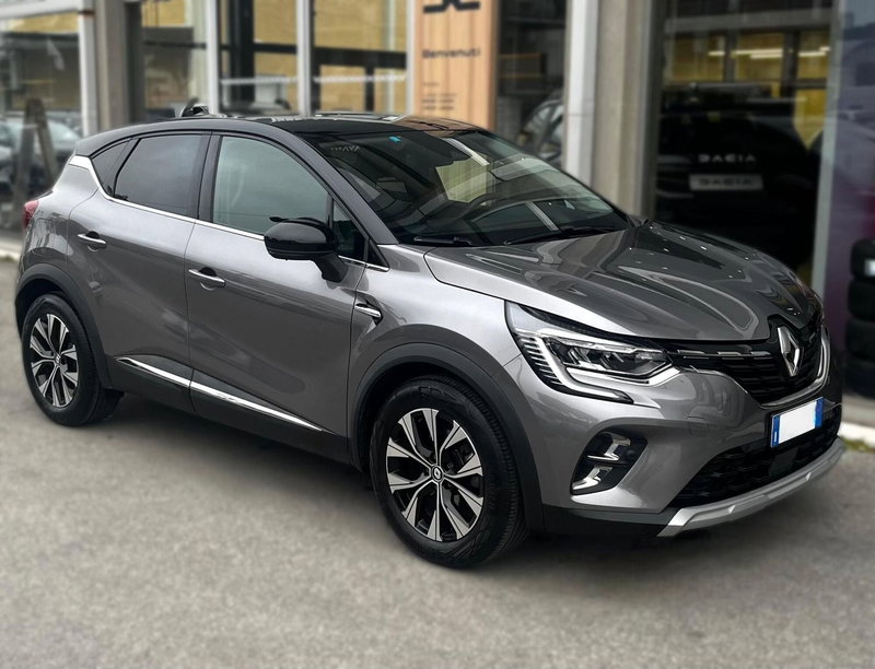 Renault Captur usata a Rimini (2)