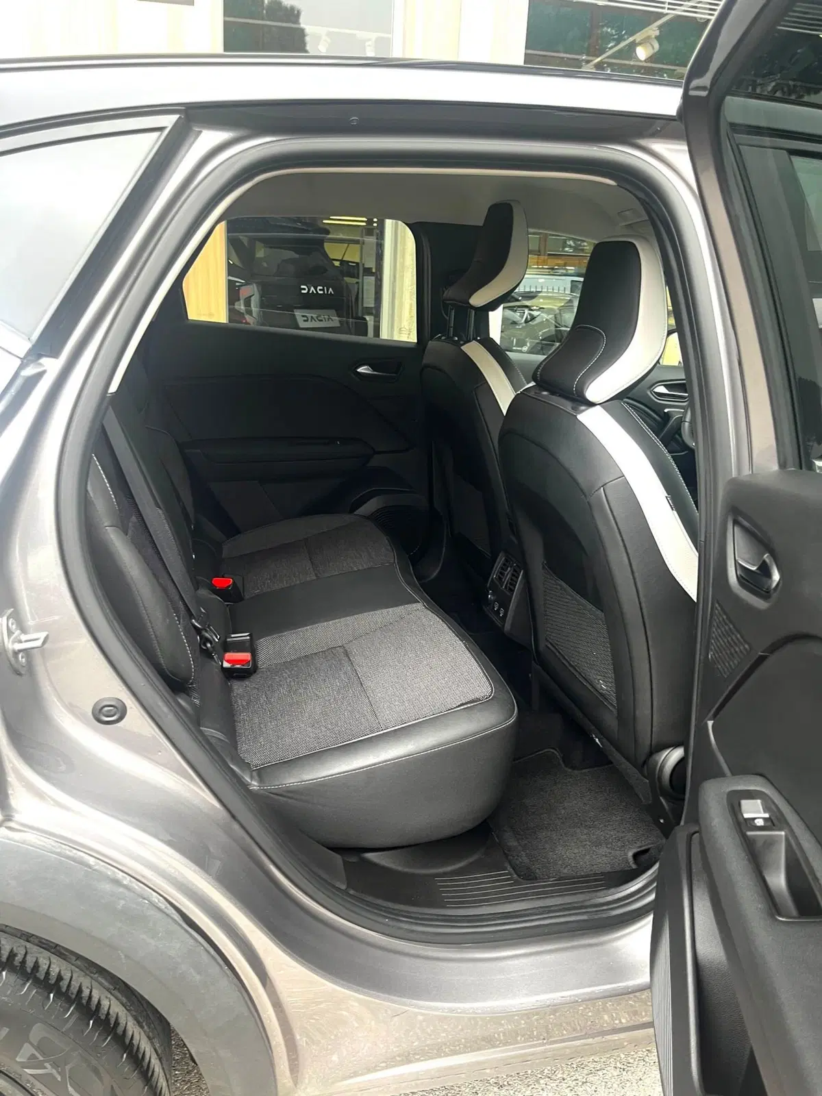 Renault Captur usata a Rimini (9)