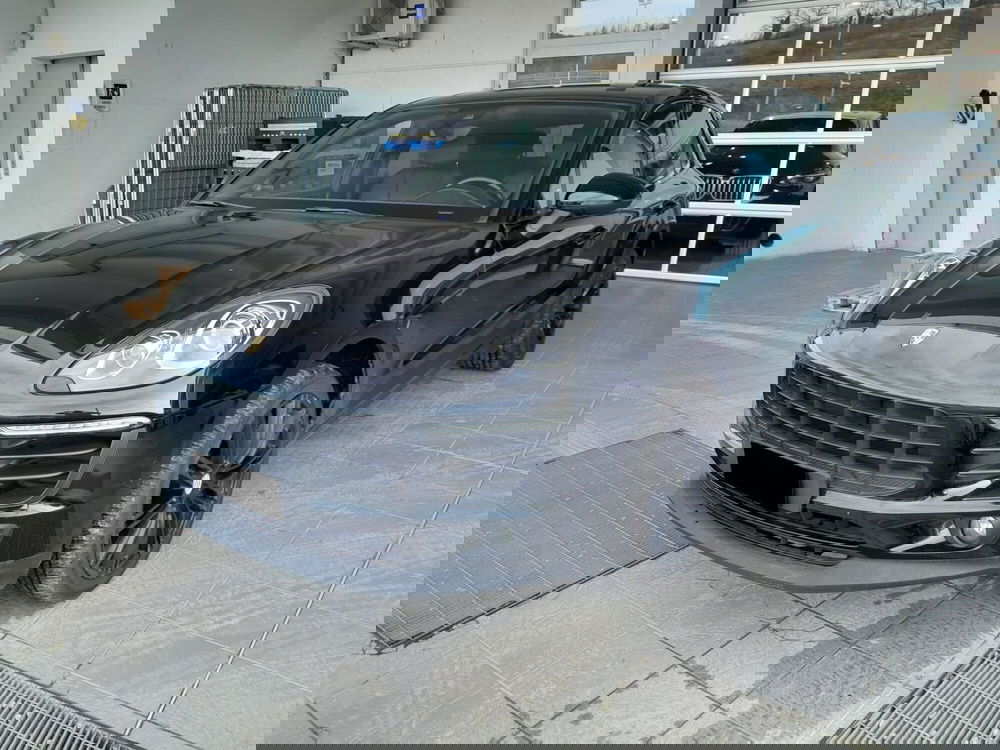 Porsche Macan usata a Asti