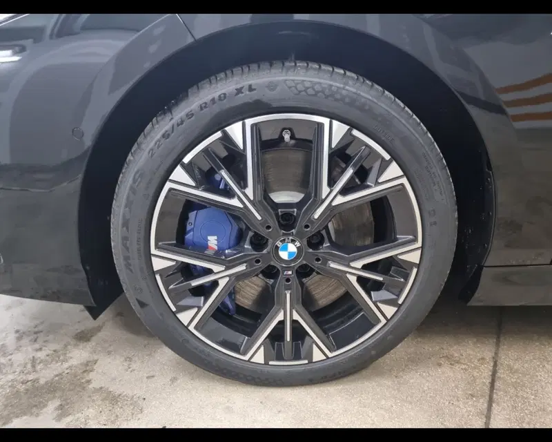 BMW Serie 1 nuova a Caserta (10)