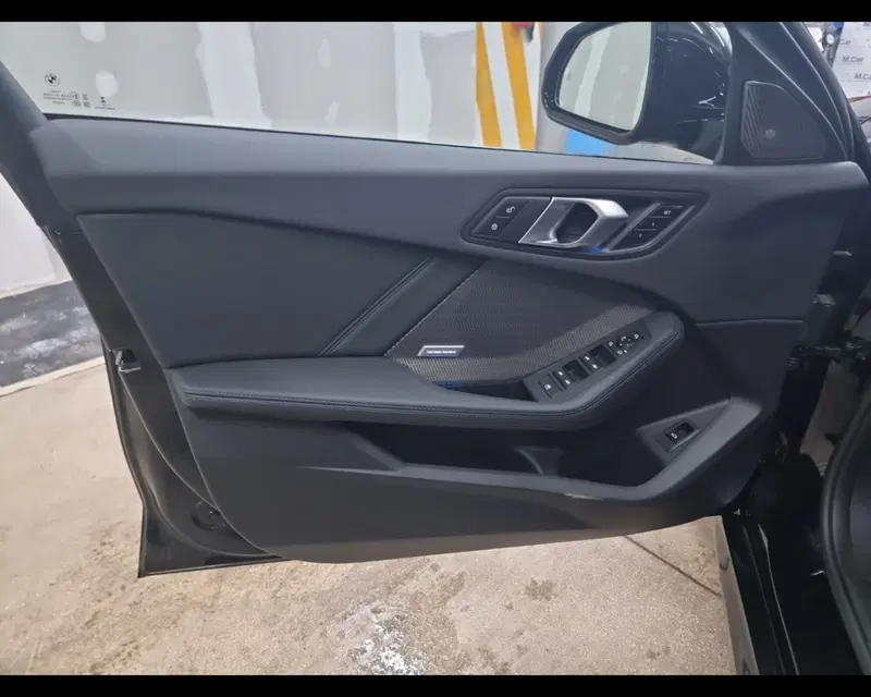 BMW Serie 1 nuova a Caserta (13)