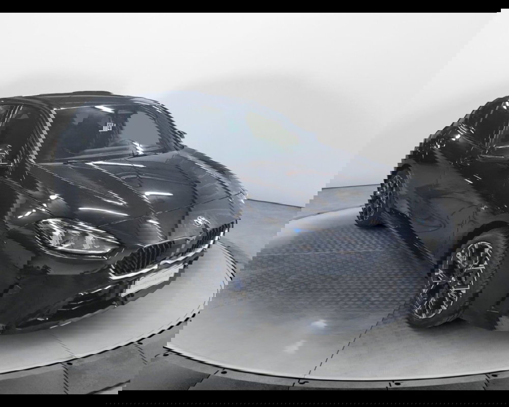 BMW Serie 1 nuova a Caserta (4)