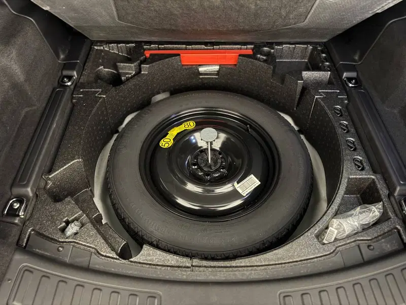 Land Rover Discovery Sport usata a Savona (14)