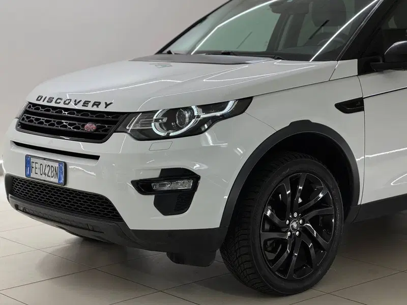 Land Rover Discovery Sport usata a Savona (3)