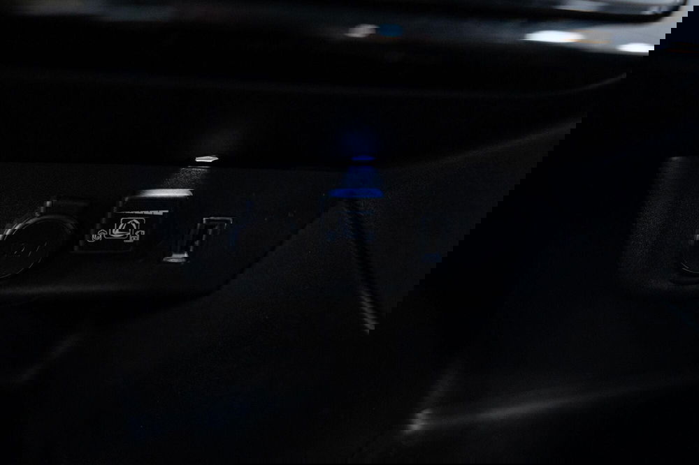 Opel Corsa usata a Torino (10)