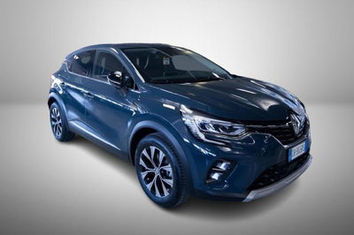Renault Captur 1.6 full hybrid Techno 145cv auto del 2023 usata a Torino