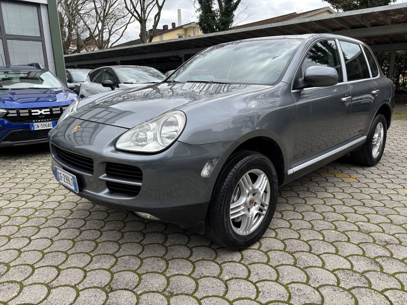 Porsche Cayenne usata a Firenze (2)