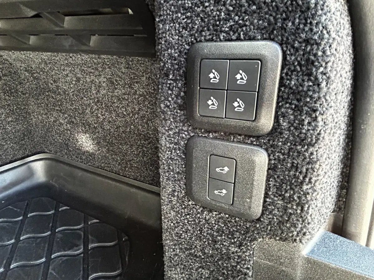 Land Rover Range Rover usata a Verona (13)