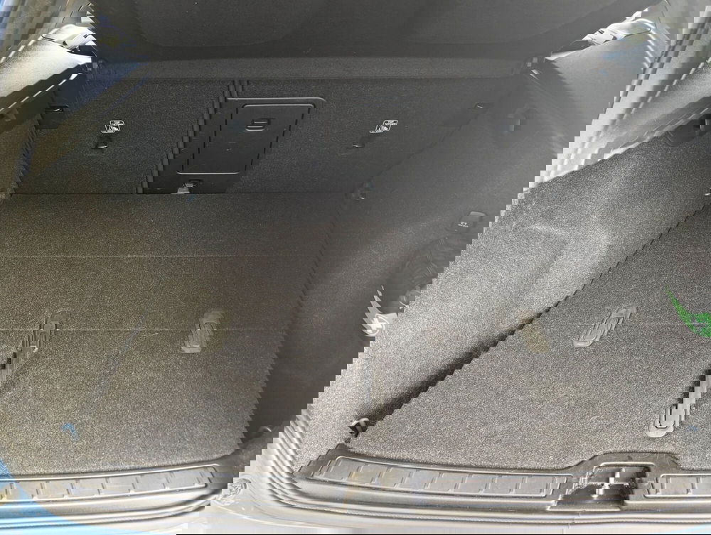 Volvo XC40 usata a Pescara (9)
