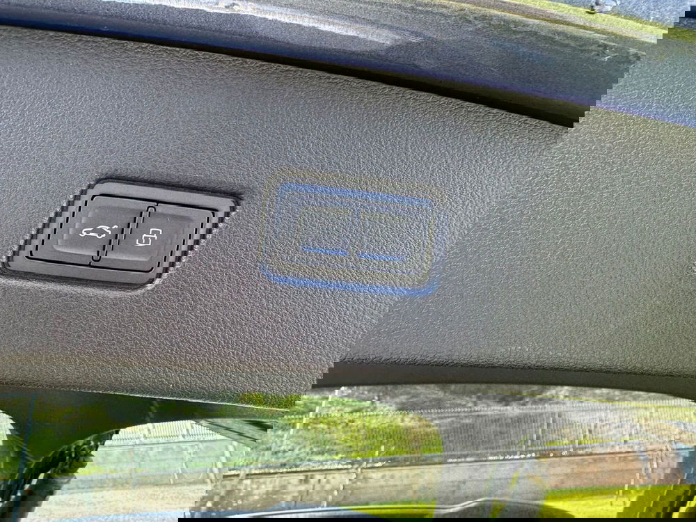 Audi Q5 Sportback usata a Salerno (15)