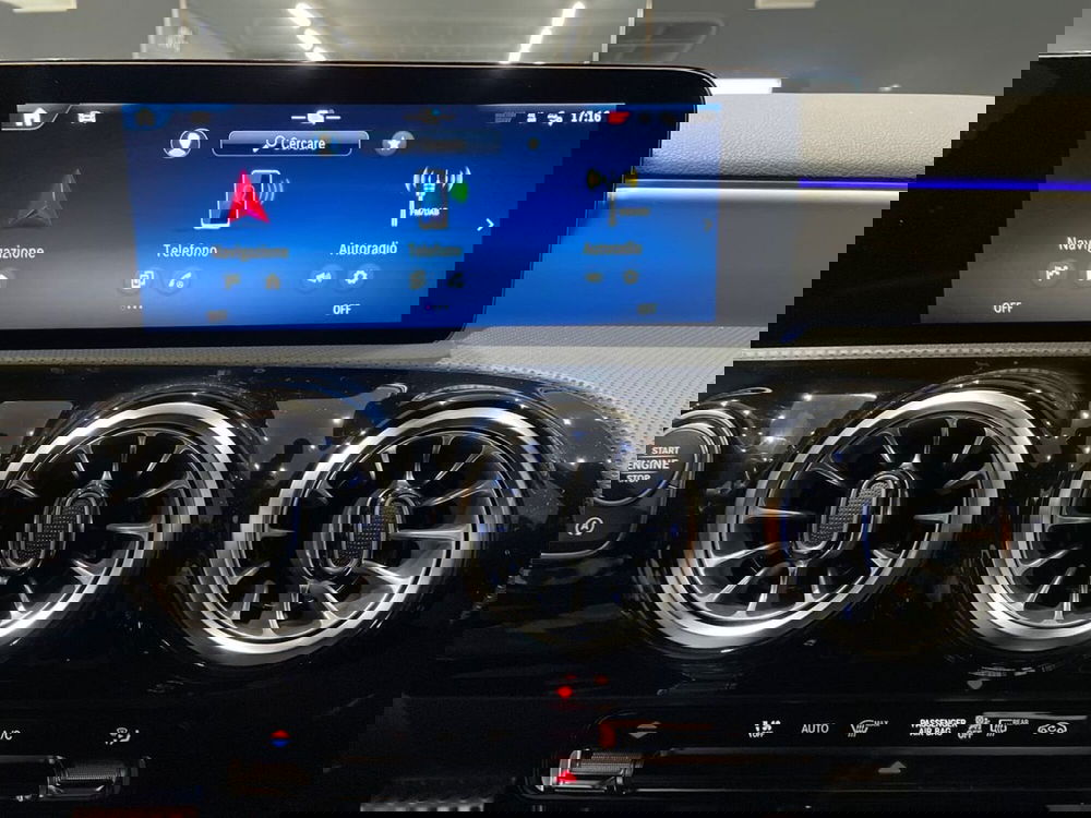 Mercedes-Benz Classe A nuova a Firenze (14)