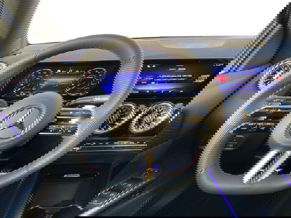 Mercedes-Benz EQA usata a Firenze (11)