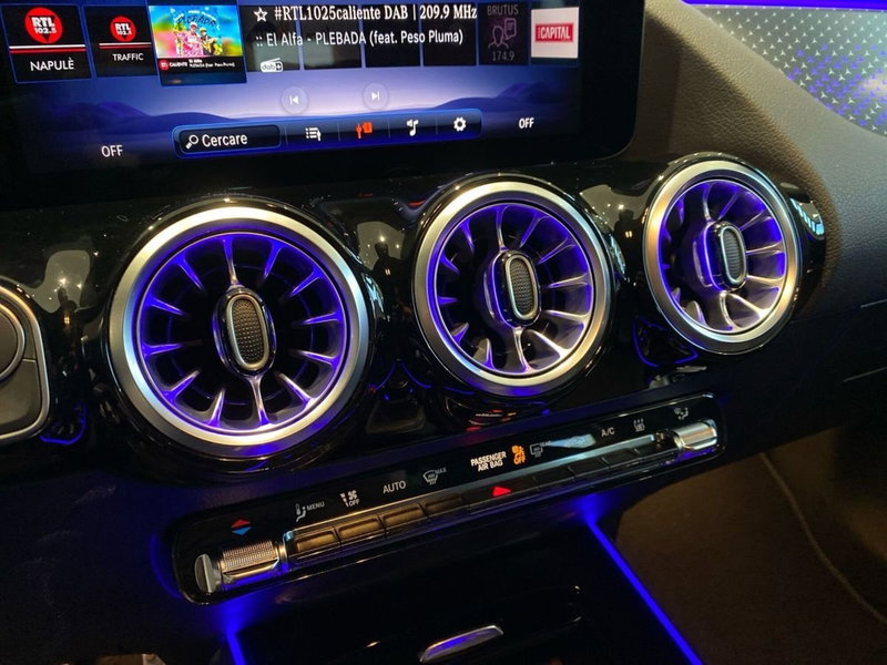 Mercedes-Benz EQA usata a Firenze (14)