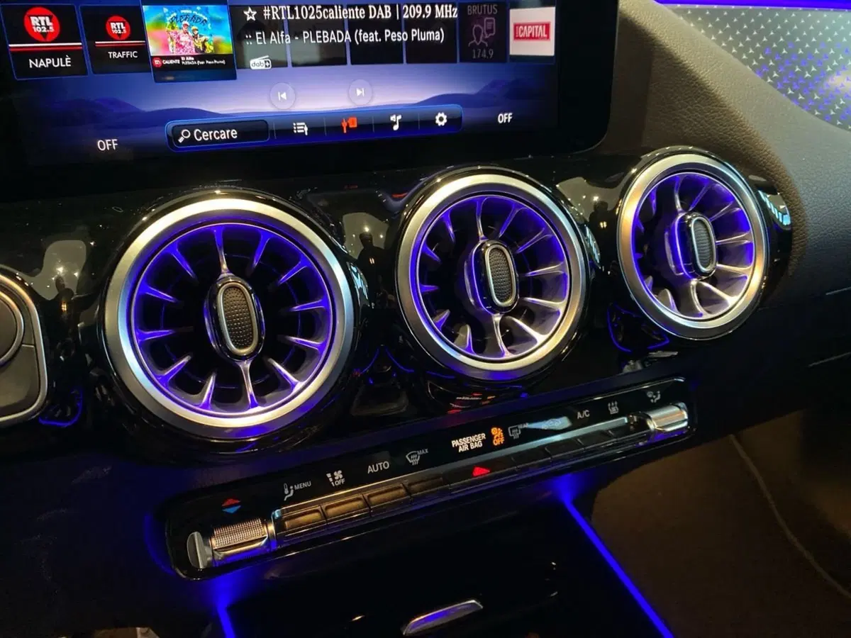 Mercedes-Benz EQA usata a Firenze (14)
