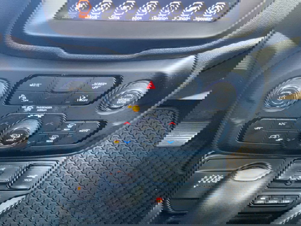 Jeep Renegade usata a Reggio Calabria (13)