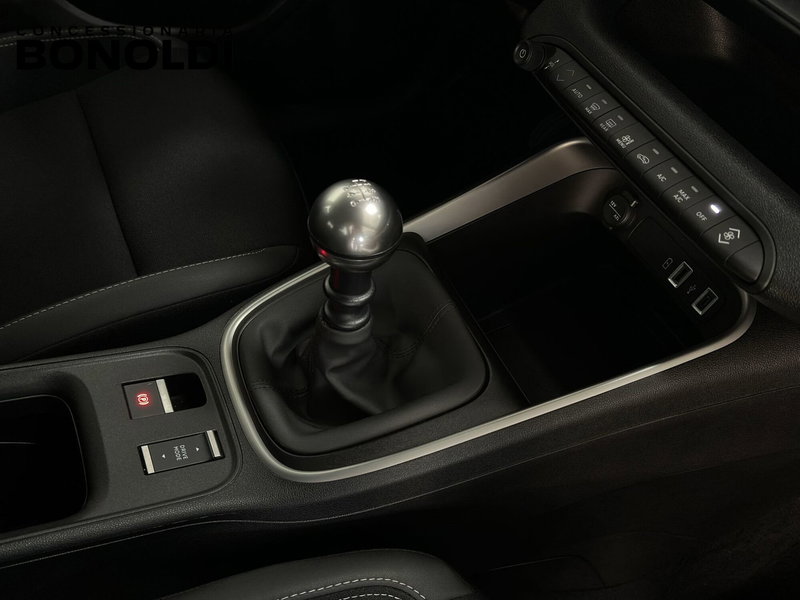 Jeep Avenger usata a Brescia (13)