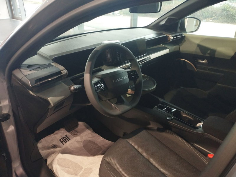 Lancia Ypsilon nuova a Frosinone (12)