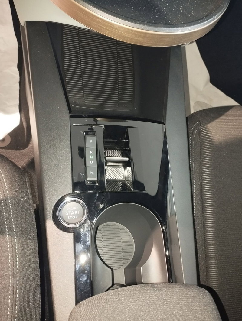Lancia Ypsilon nuova a Frosinone (16)