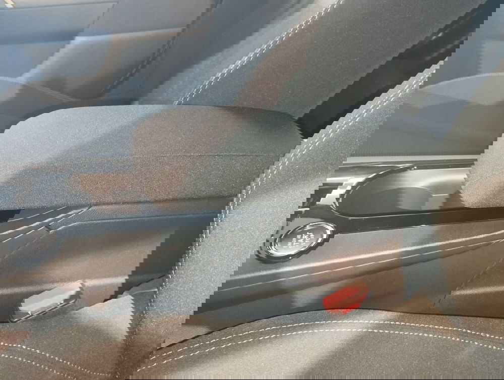 Lancia Ypsilon nuova a Frosinone (17)