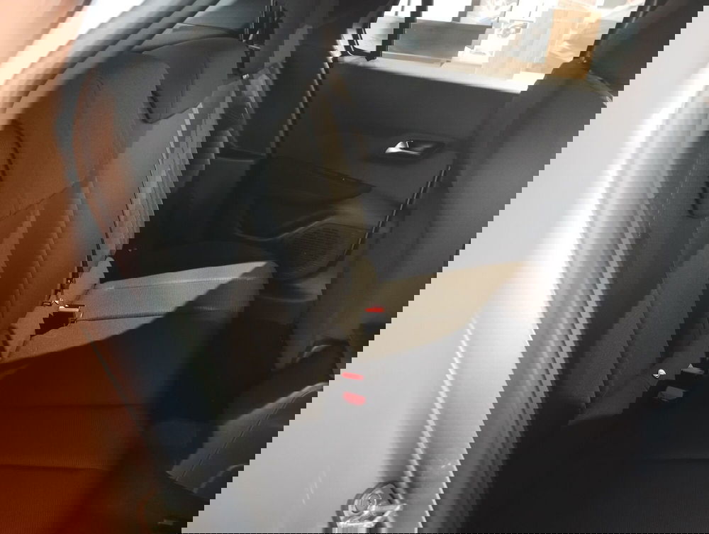 Lancia Ypsilon nuova a Frosinone (9)