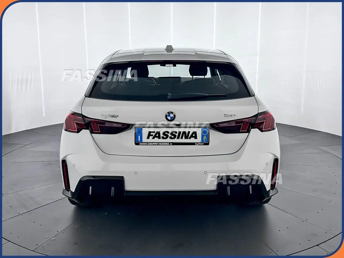 BMW Serie 1 5p. usata a Milano (5)