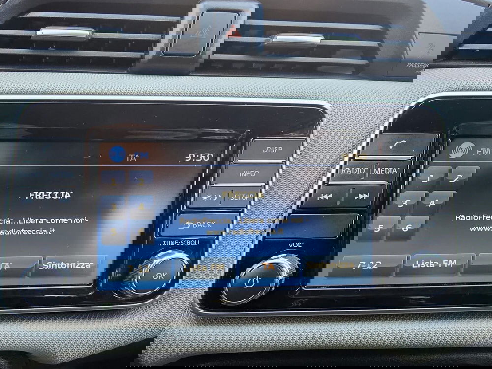 Nissan Micra usata a Massa-Carrara (14)