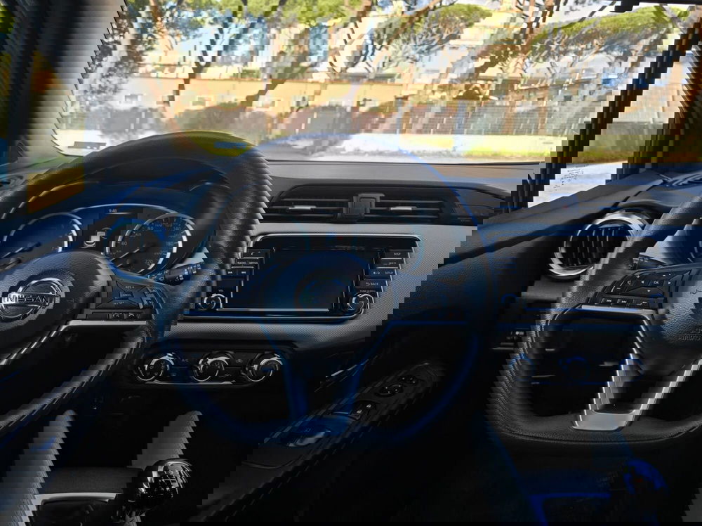 Nissan Micra usata a Massa-Carrara (18)