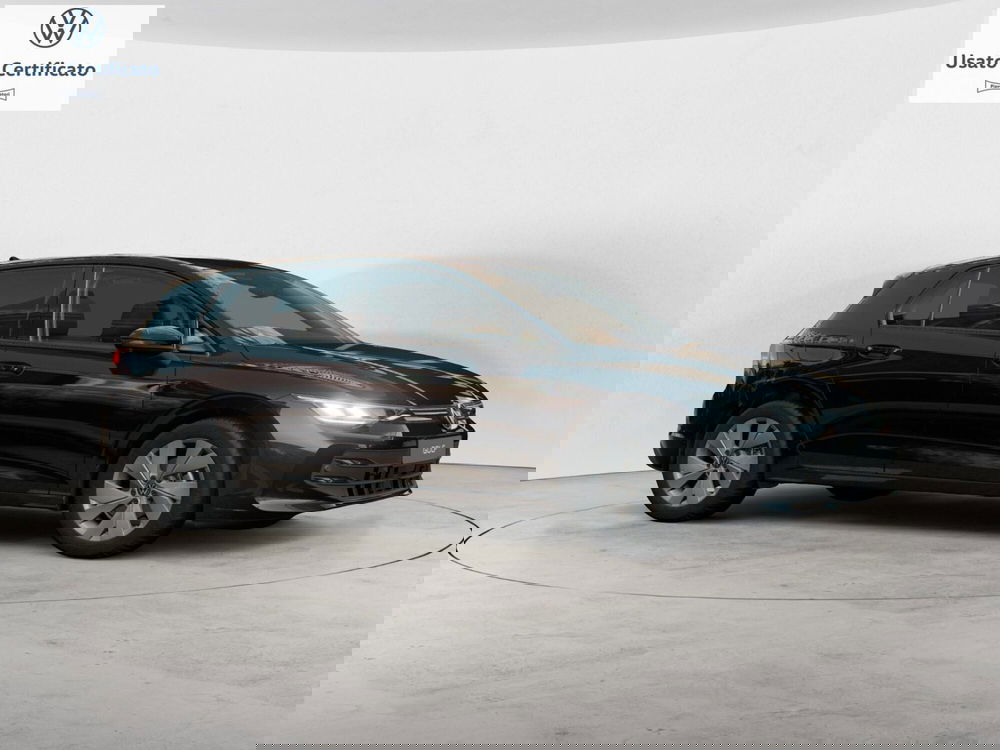 Volkswagen Golf nuova a Genova (5)