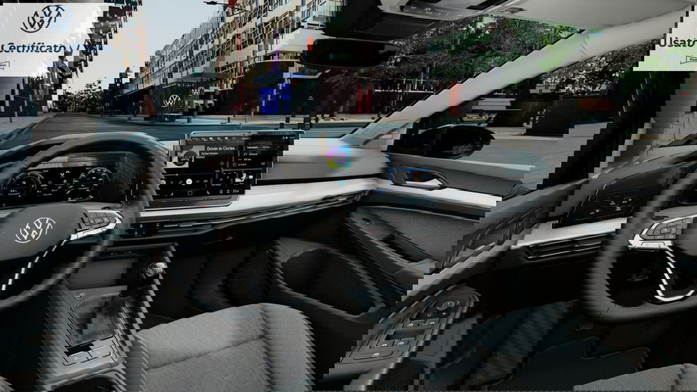 Volkswagen Golf nuova a Genova (10)