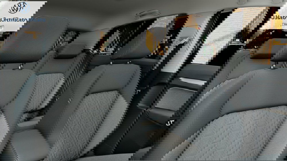 Volkswagen Golf nuova a Genova (11)