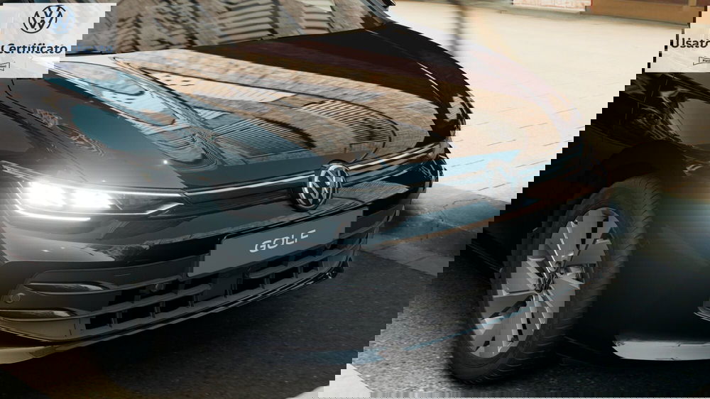 Volkswagen Golf nuova a Genova (7)