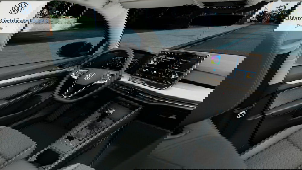 Volkswagen Golf nuova a Genova (9)