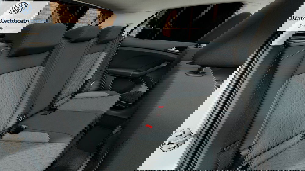 Volkswagen T-Cross nuova a Genova (12)